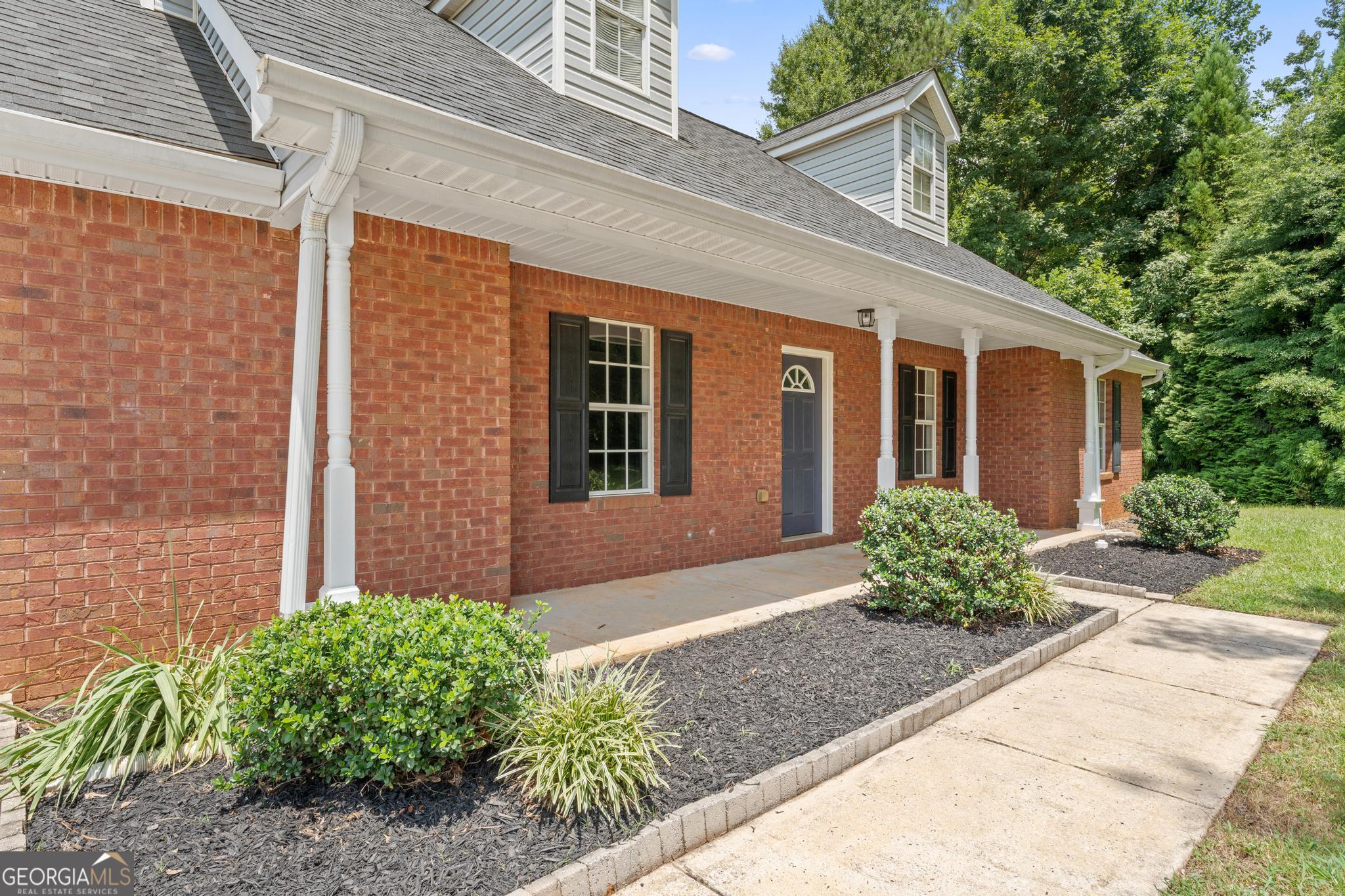 169 Meadow View DR