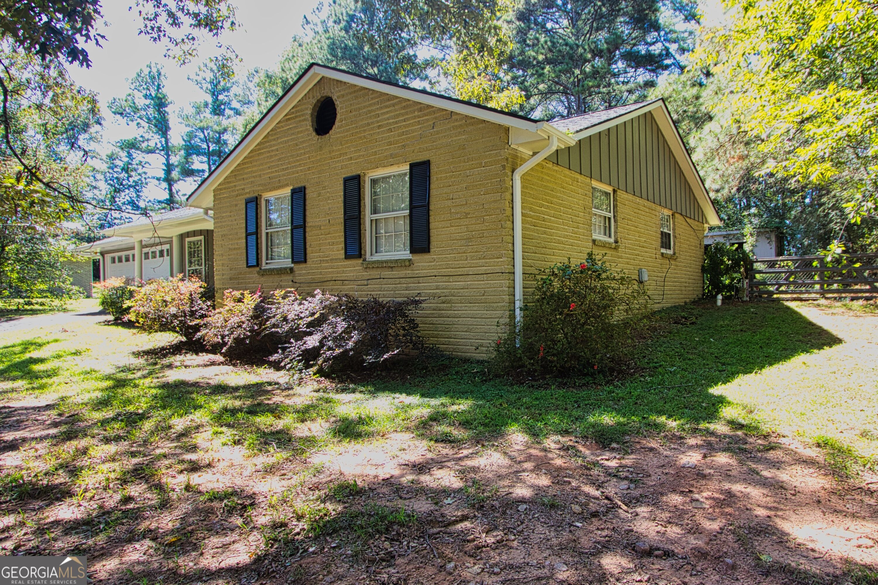 3720 Sunny Hill DR