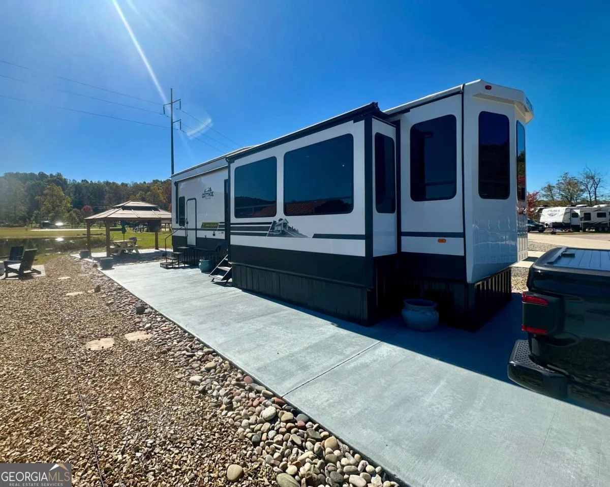 185 Mountain Meadows Drive Unit 185