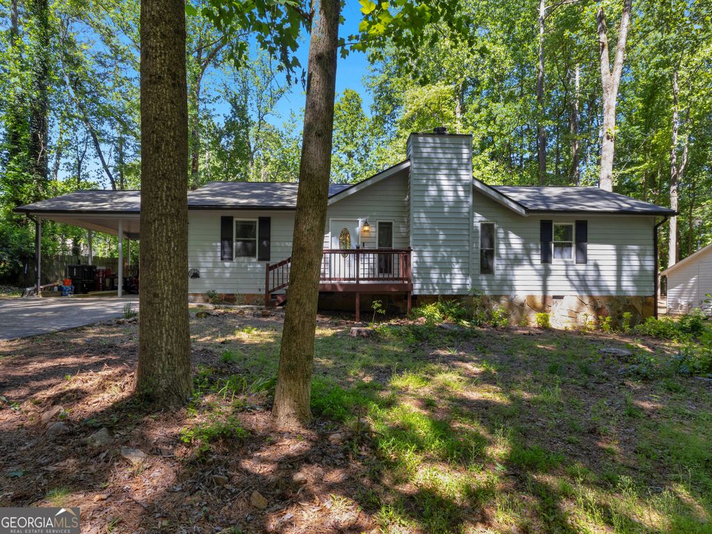 Photo of 5483 Tonowanda Drive, Acworth, GA 30102 (MLS # 10766320)