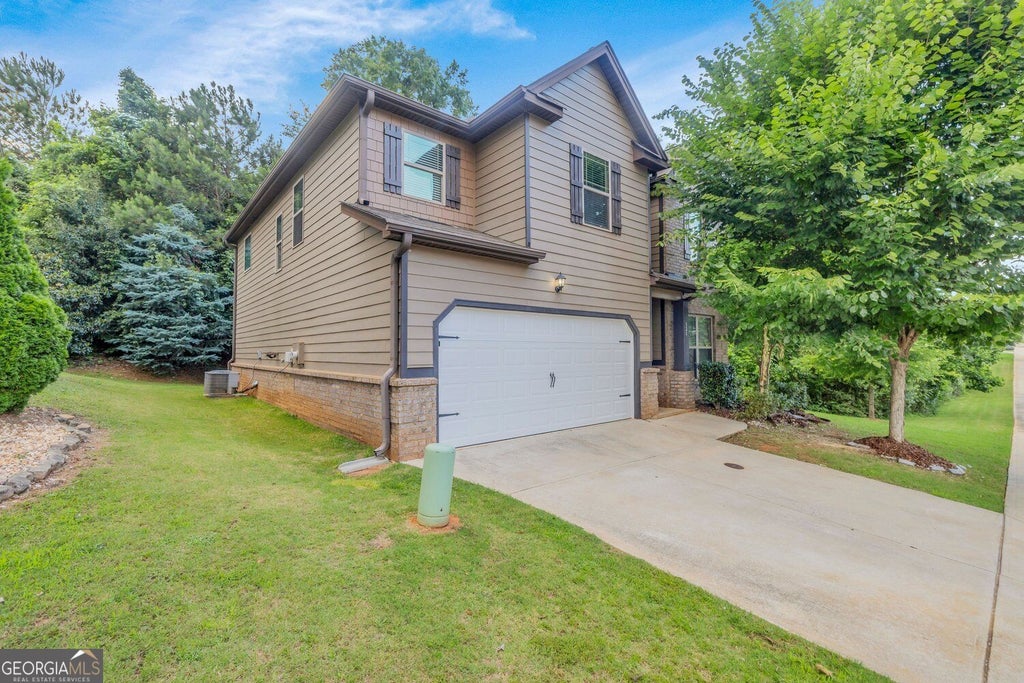 Photo of 121 Escalade Drive, McDonough, GA 30253 (MLS # 10871541)