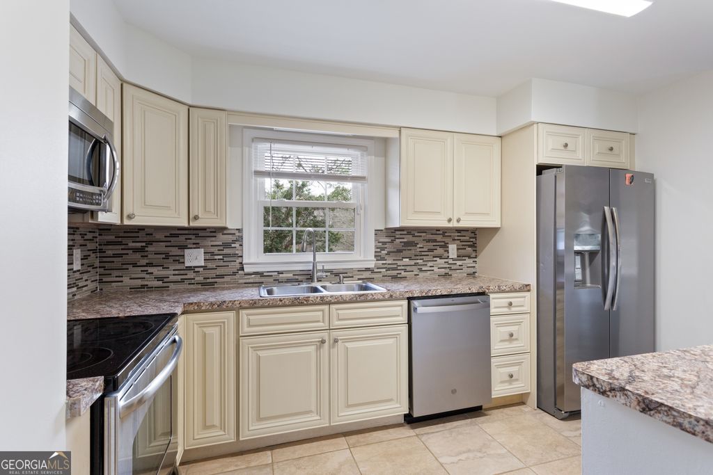 Photo of 3623 Lee Street SE, Smyrna, GA 30080 (MLS # 10700126)