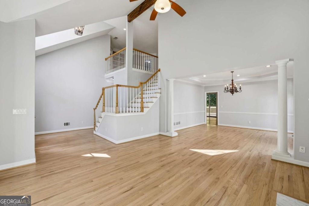 Photo of 3741 Ashford Point NE, Atlanta, GA 30319 (MLS # 10631908)