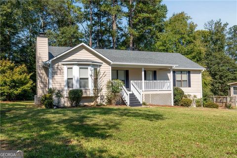 A home in Powder Springs