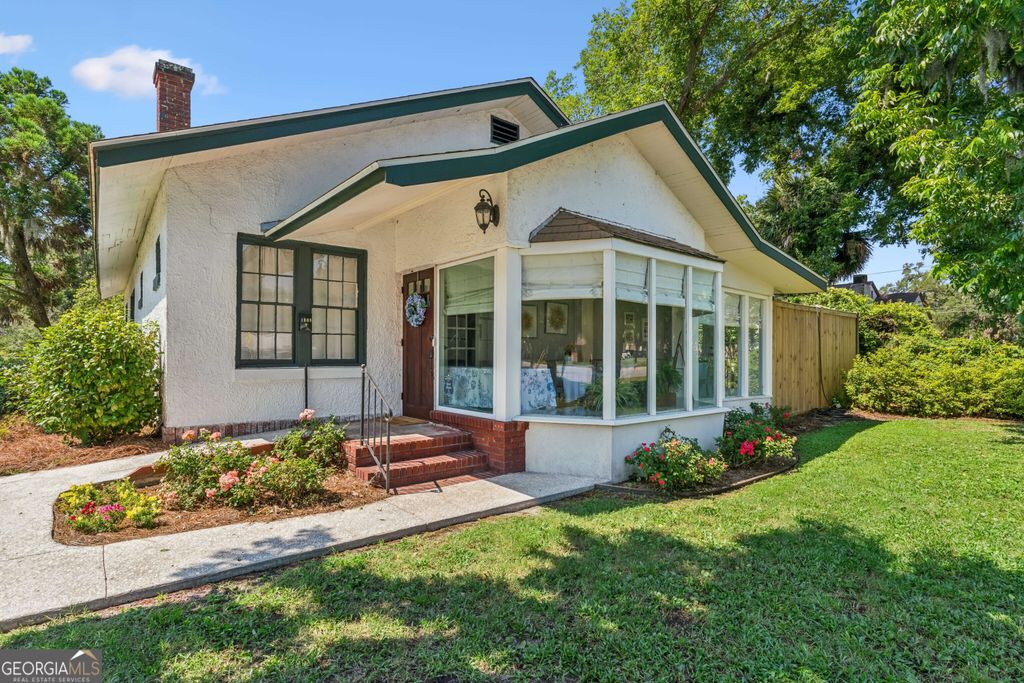Photo of 1908 Gloucester Street, Brunswick, GA 31520 (MLS # 10787920)