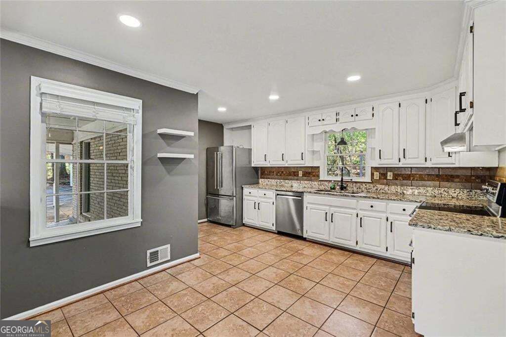 4576 Driftwood DR