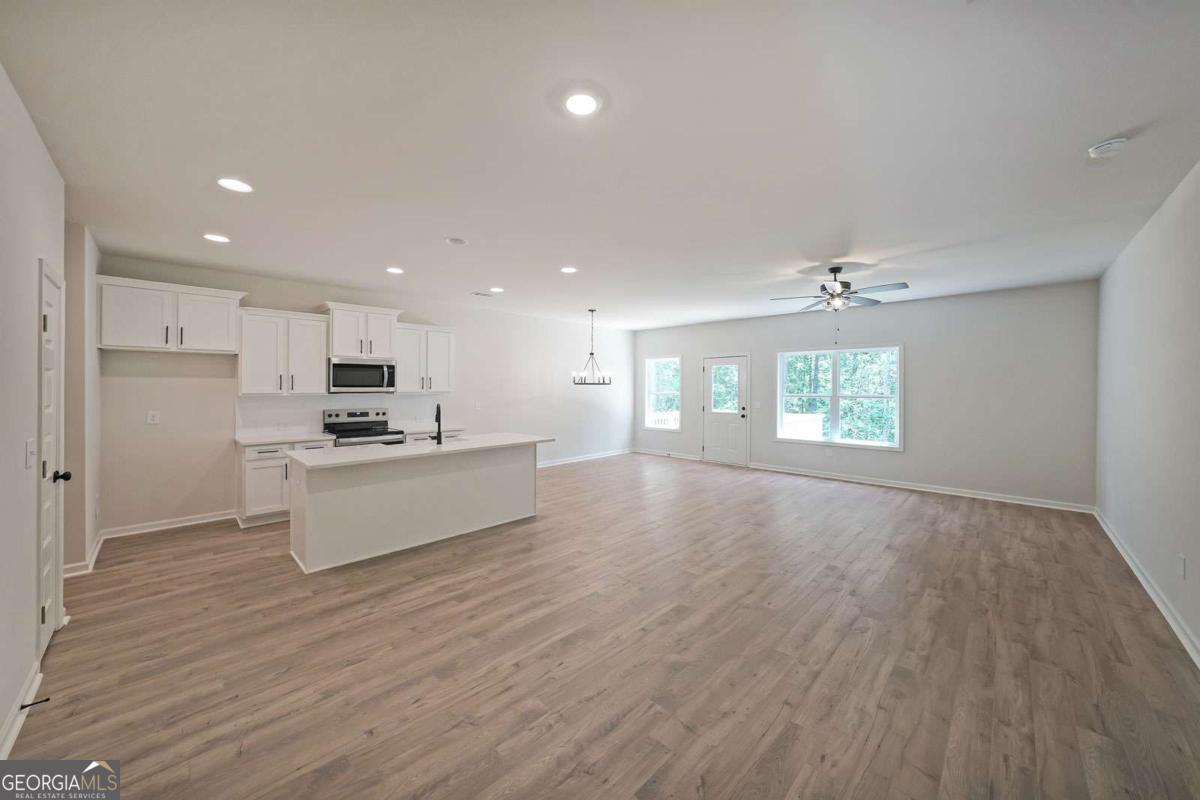 6230 Carlys WAY