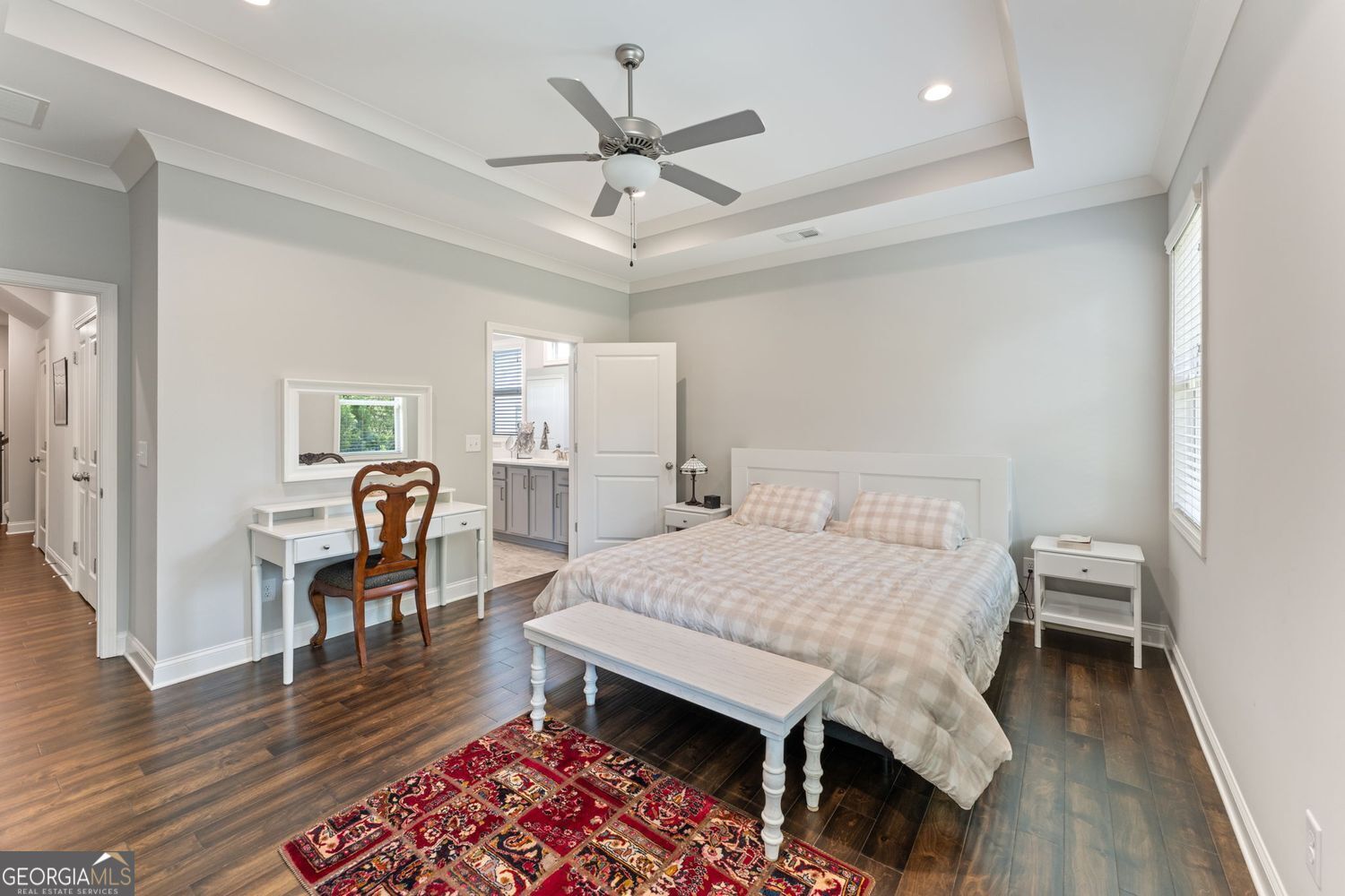 3219 Blackshear DR