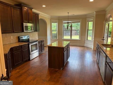 1307 Clarecastle LN