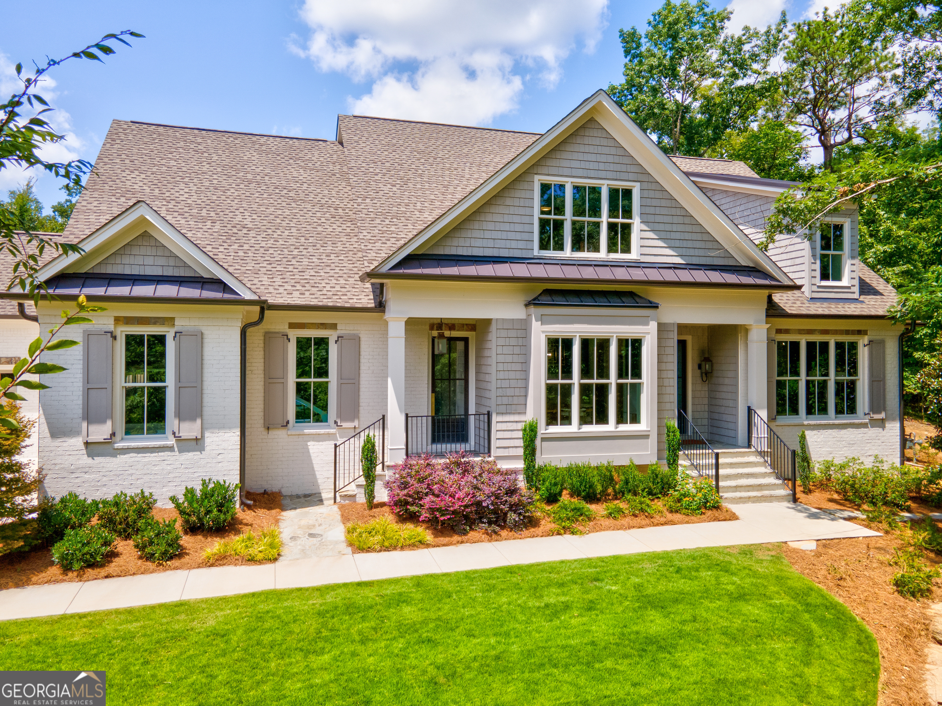 6 Horseleg Creek Road SW