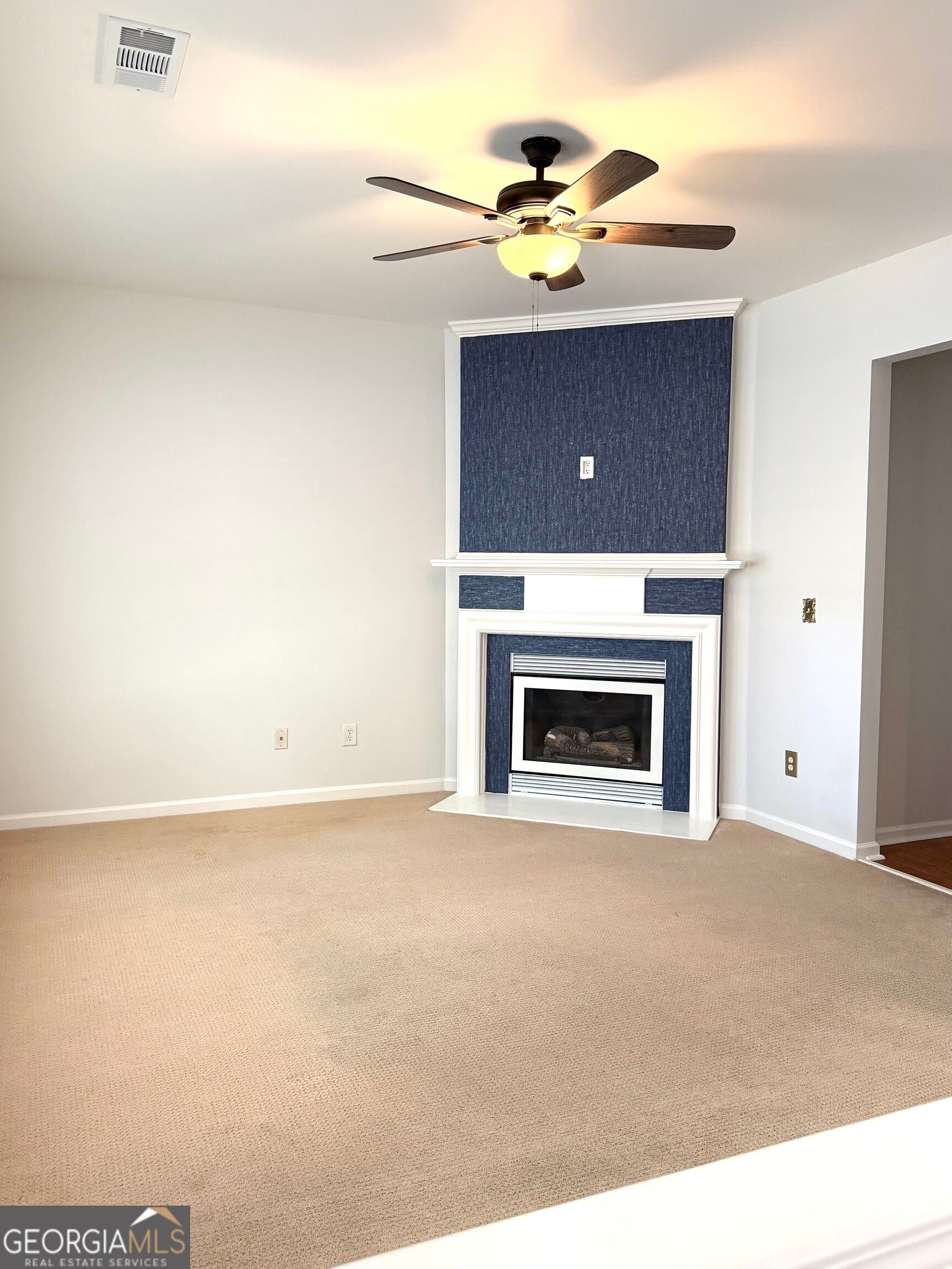 3000 Commonwealth CIR # 14