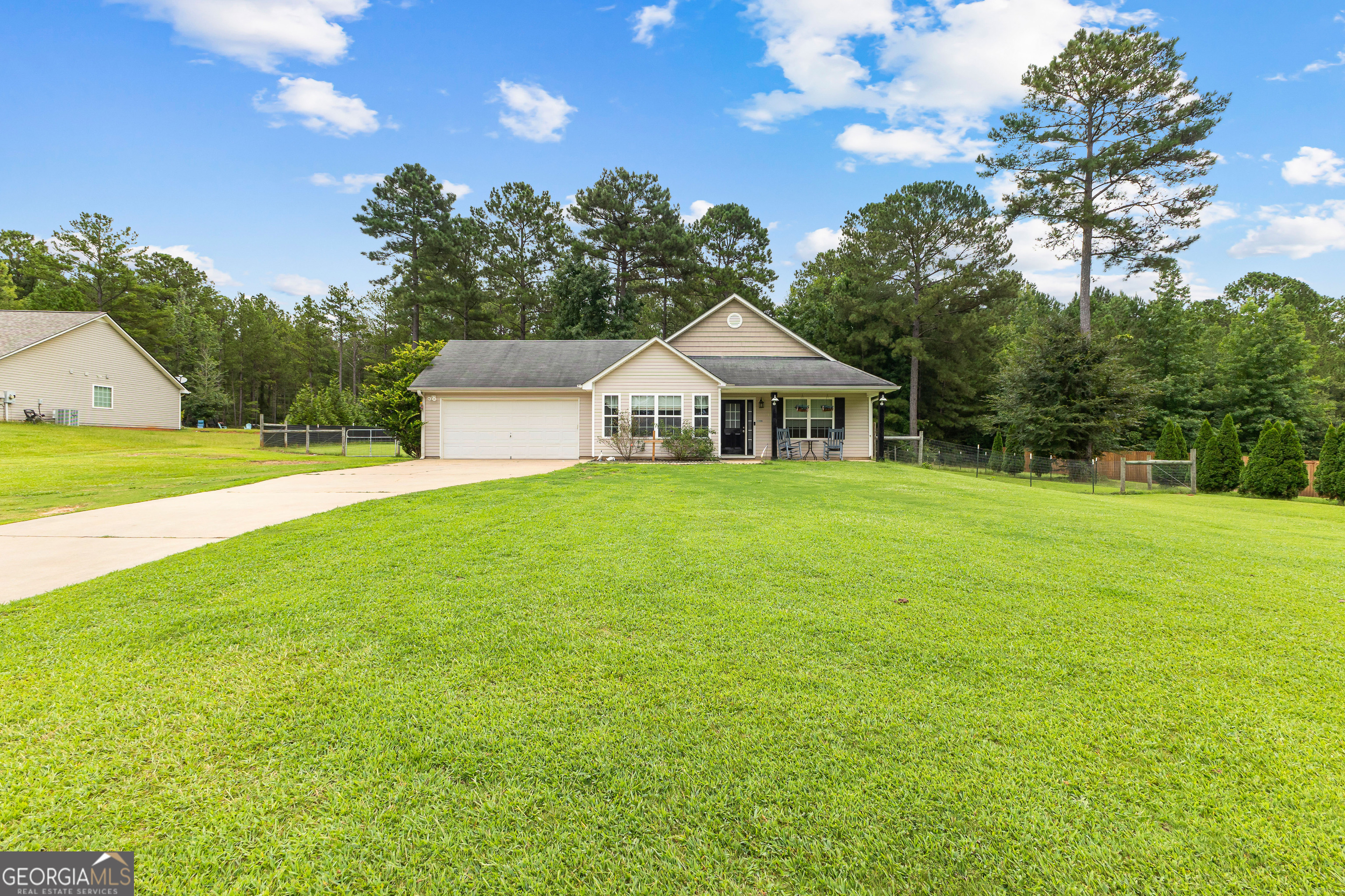 39 Glazier Farms WAY