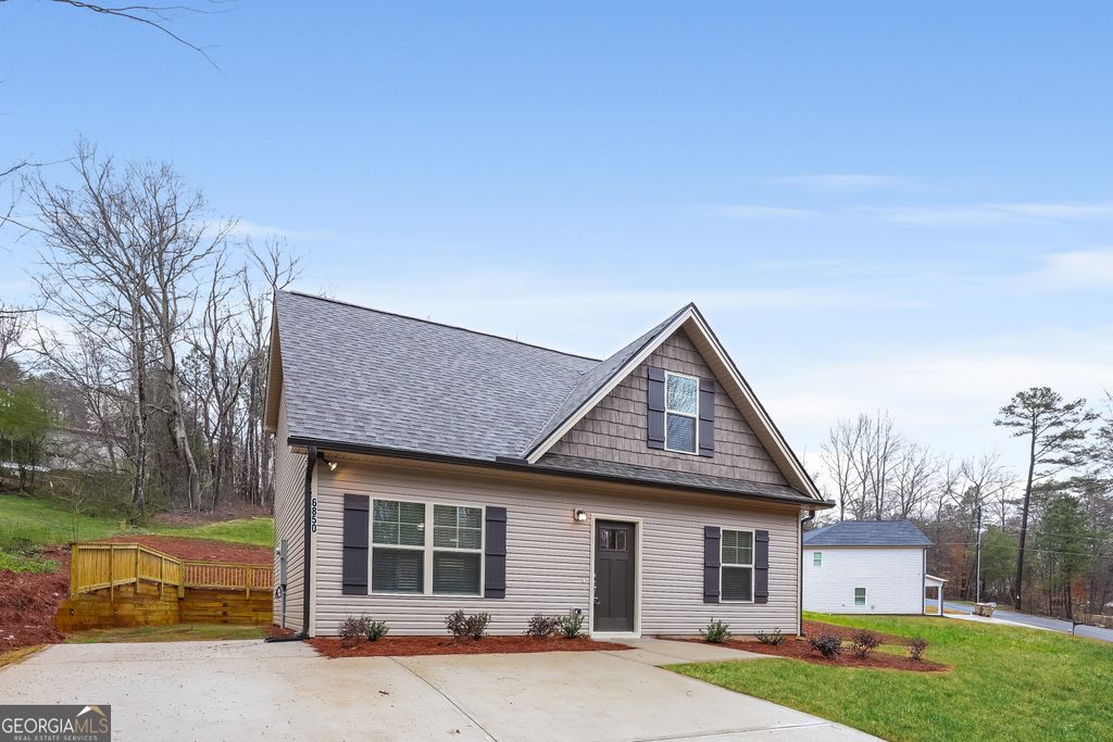 Photo of 6850 Sawnee Terrace, Gainesville, GA 30506 (MLS # 10738765)