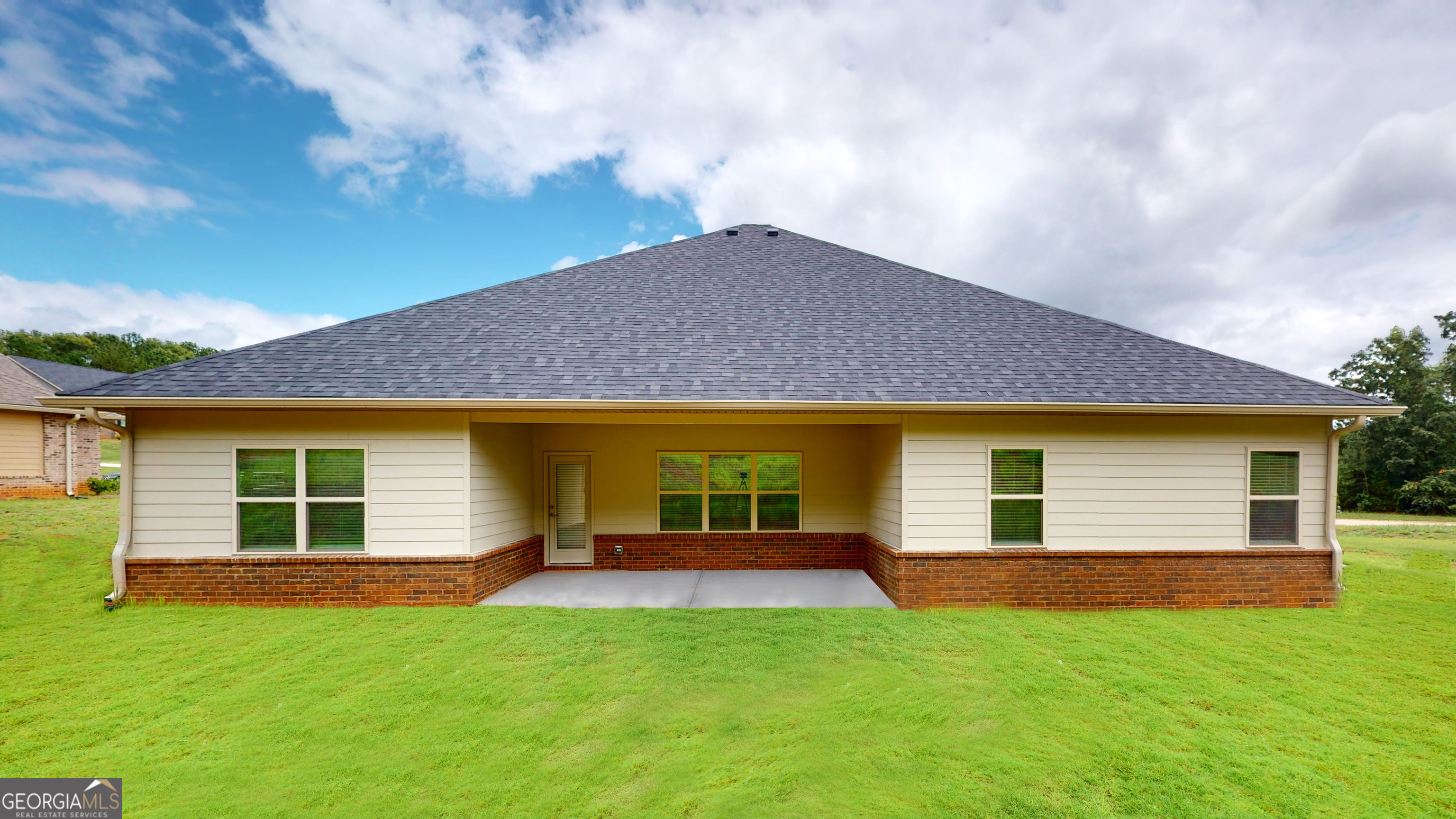 458 Southern Oaks DR