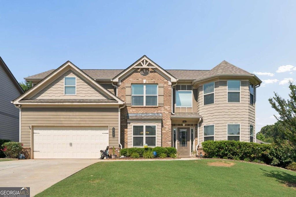 Photo of 5752 Shore Isle Court, Flowery Branch, GA 30542 (MLS # 10846776)