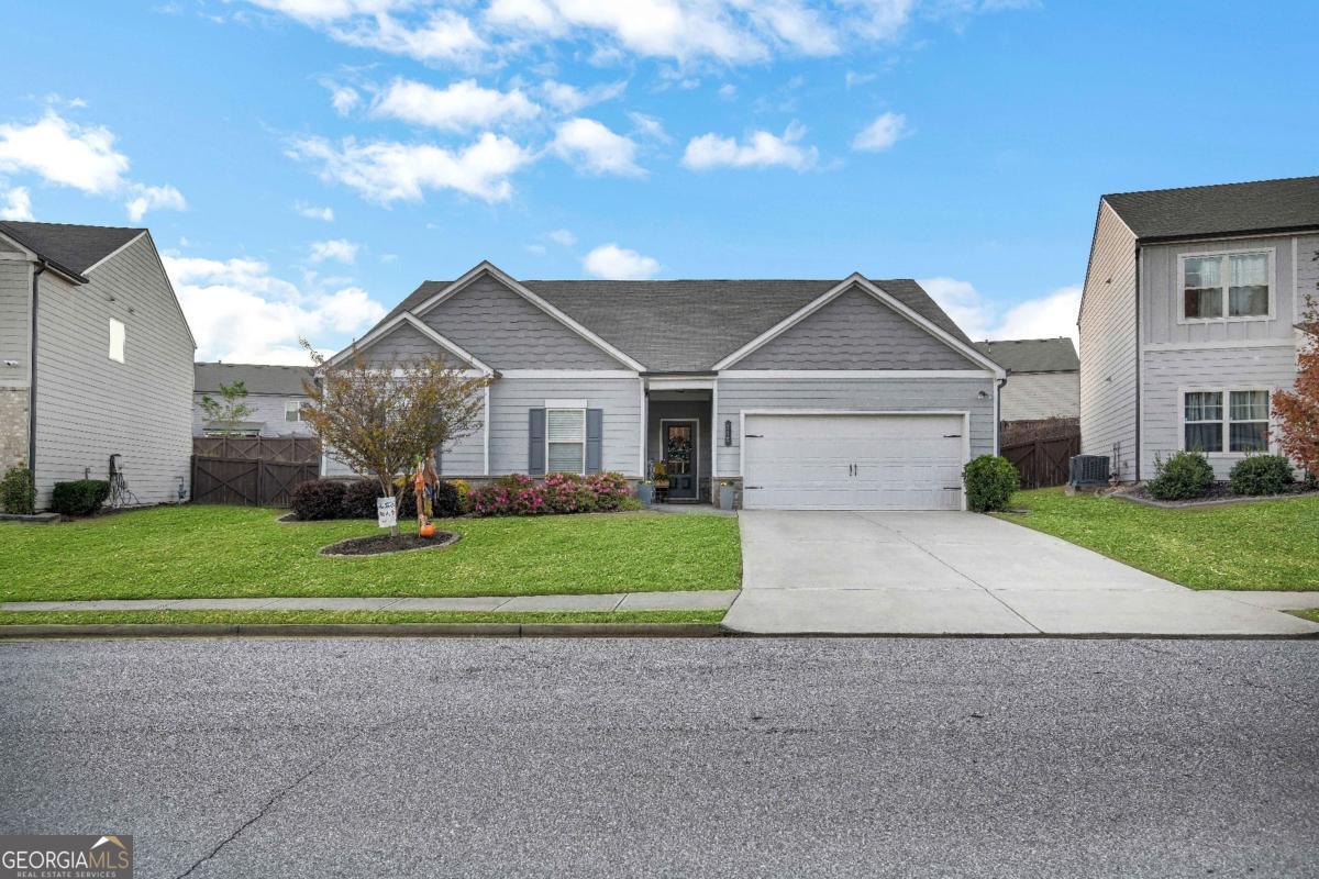 115 Creekside Bluff WAY