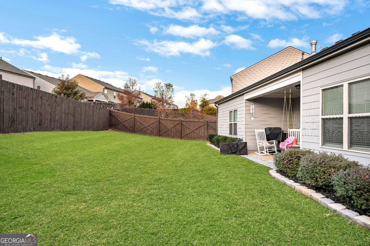 115 Creekside Bluff WAY