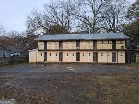 1181 Garibaldi ST SW Atlanta GA 30310