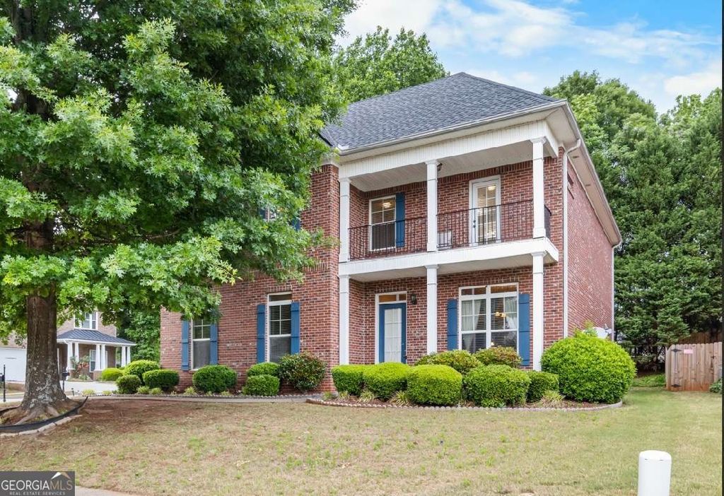 Photo of 1128 Gateview Drive, Lawrenceville, GA 30046 (MLS # 10756820)