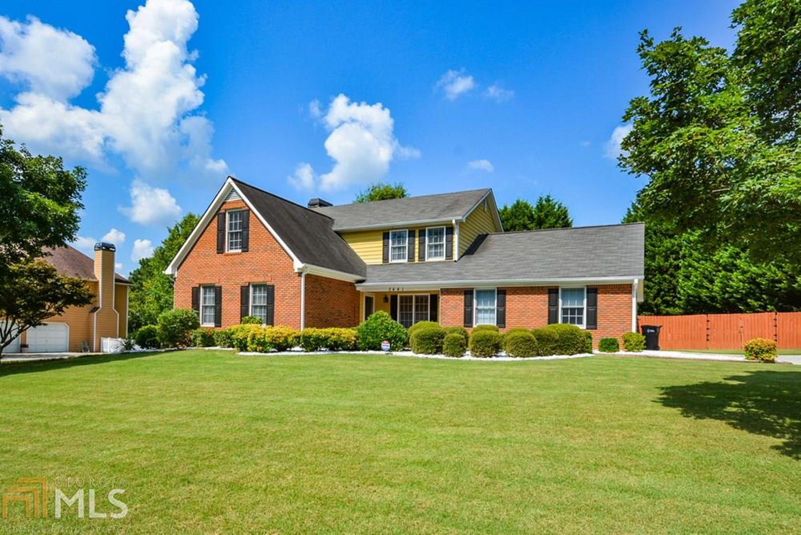 BACK ON MARKET!! Buyers financing fell through - inspection DONE - appraisal DONE - only thing this house is missing is YOU!! If your bucket list includes TWO master suites....check, MASSIVE family room...check, huge kitchen...check, 5th BR or bonus room...check, culdesac lot....check, HUGE flat back yard...check, AWESOME location...check...then stop reading and lets get busy writing a contract!! This home has EVERYTHING you are looking for! Main floor hosts huge family room with romantic fireplace, formal dining room just ready for your large family gatherings, chef inspired kitchen with tons of counter space, new stainless steel appliances and LOTS of storage + breakfast nook!