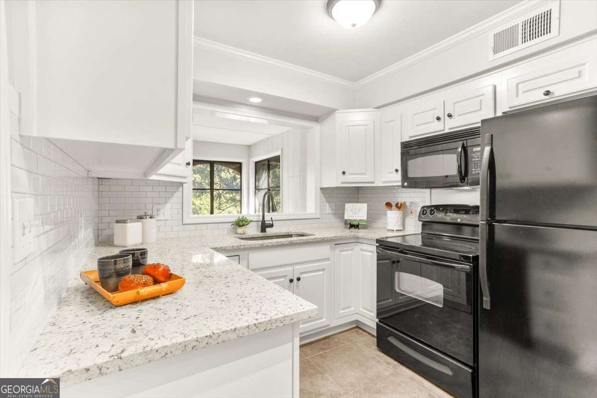 Cross Creek - Residential