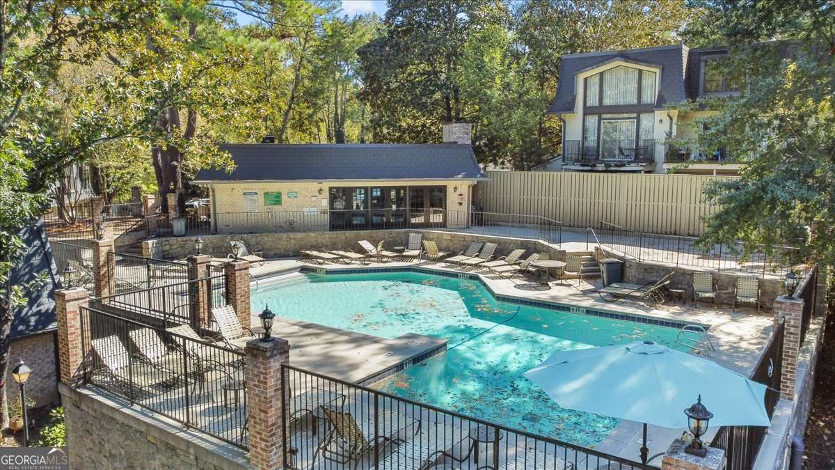 Cross Creek - Residential