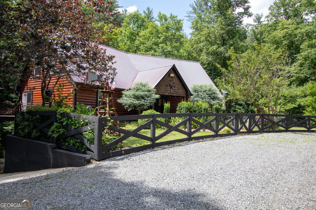 Photo of 312 Learh Lane, Ellijay, GA 30540 (MLS # 10802703)