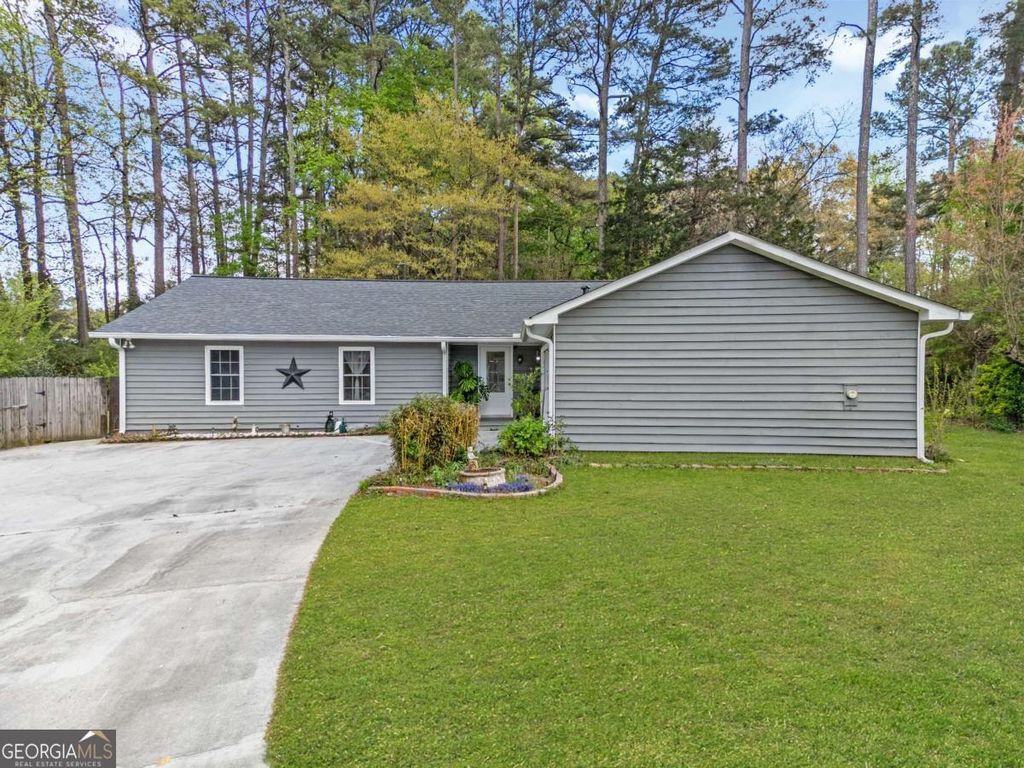 Photo of 3914 N Fork Court, Lawrenceville, GA 30044 (MLS # 10722916)