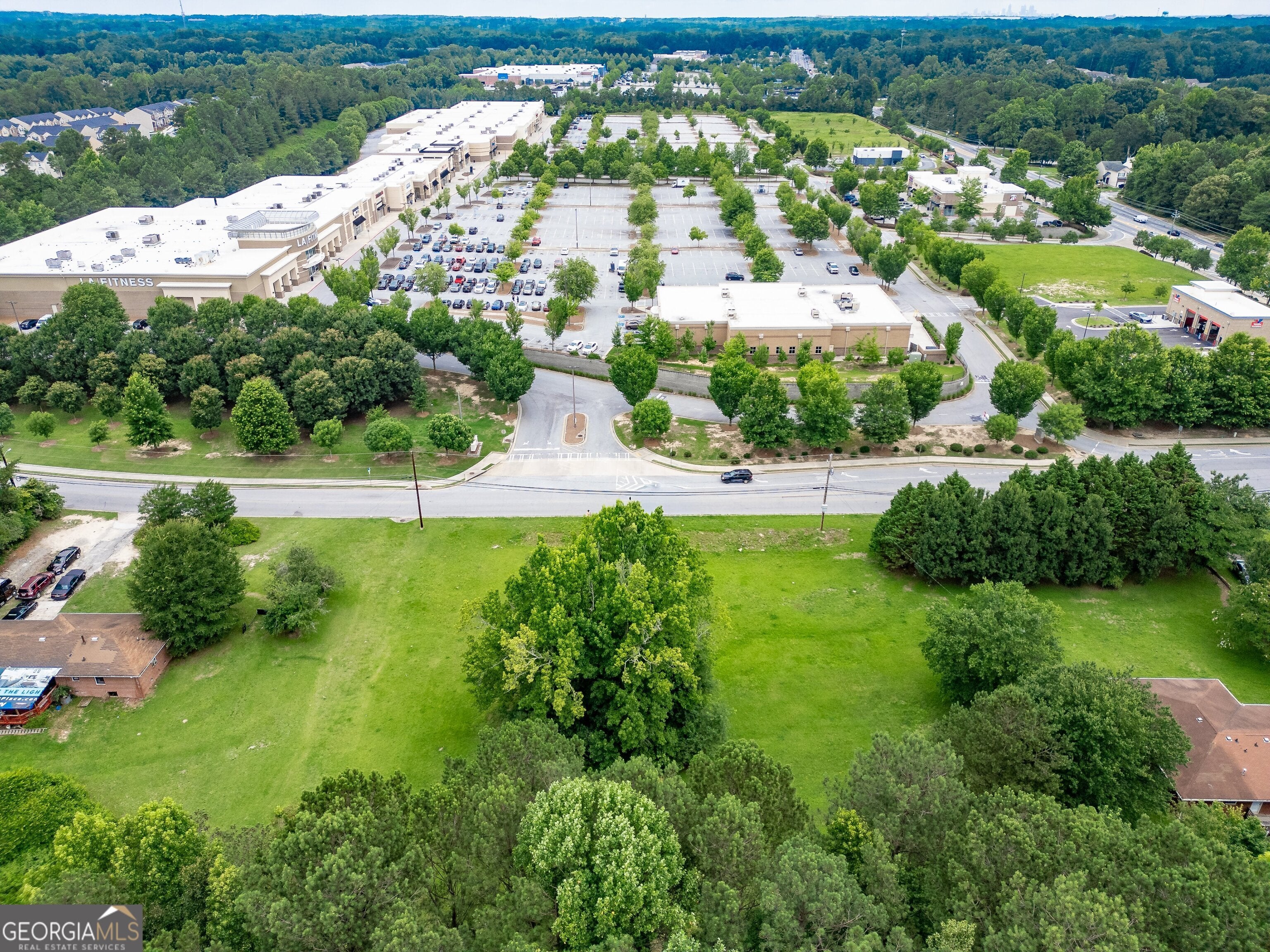 2464 Woodward RD