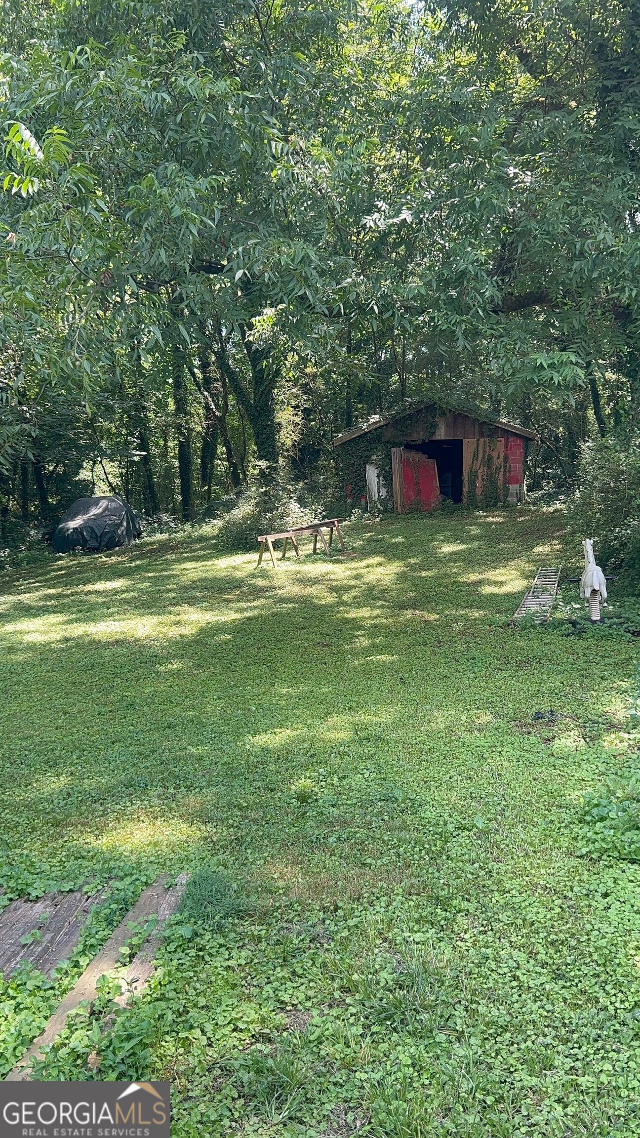 4455 Highland RD