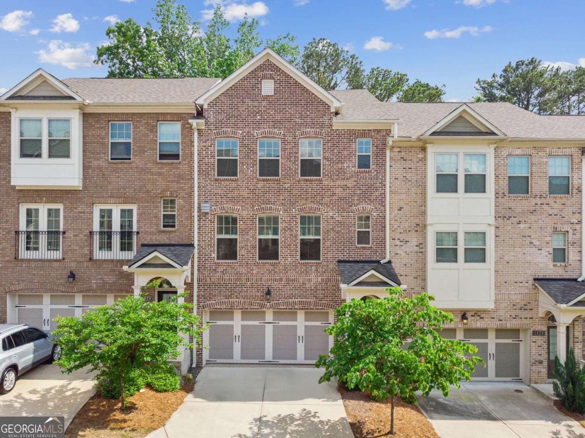 1327 Rosen RD