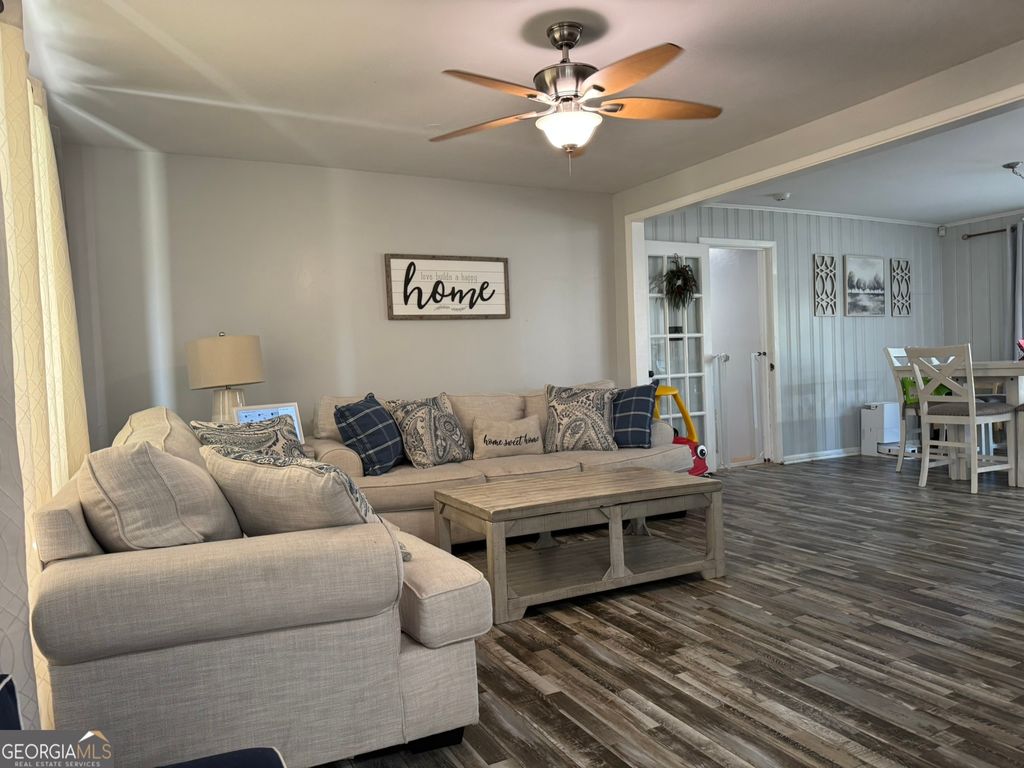 Photo of 902 MAPLEWOOD Drive, Valdosta, GA 31602 (MLS # 10671256)