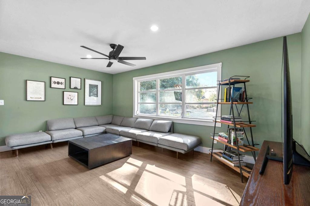 Photo of 1800 Sandy Plains Road, Marietta, GA 30066 (MLS # 10682385)