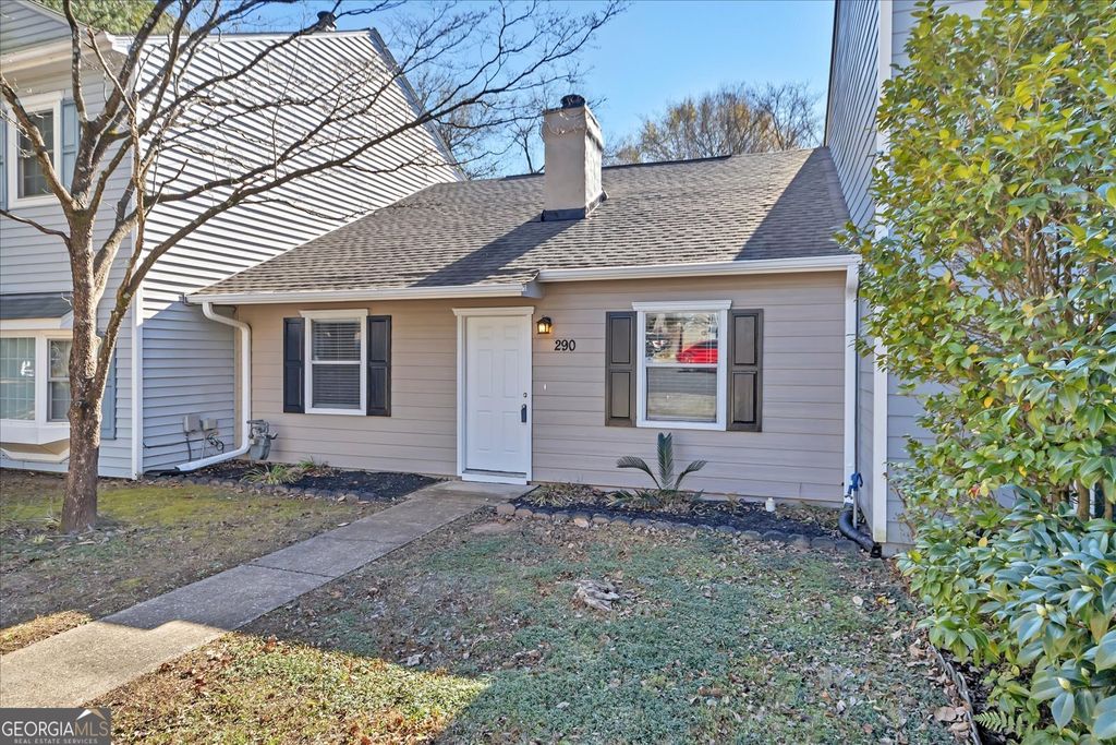 Photo of 290 Westland Way SW, Marietta, GA 30064 (MLS # 10662285)