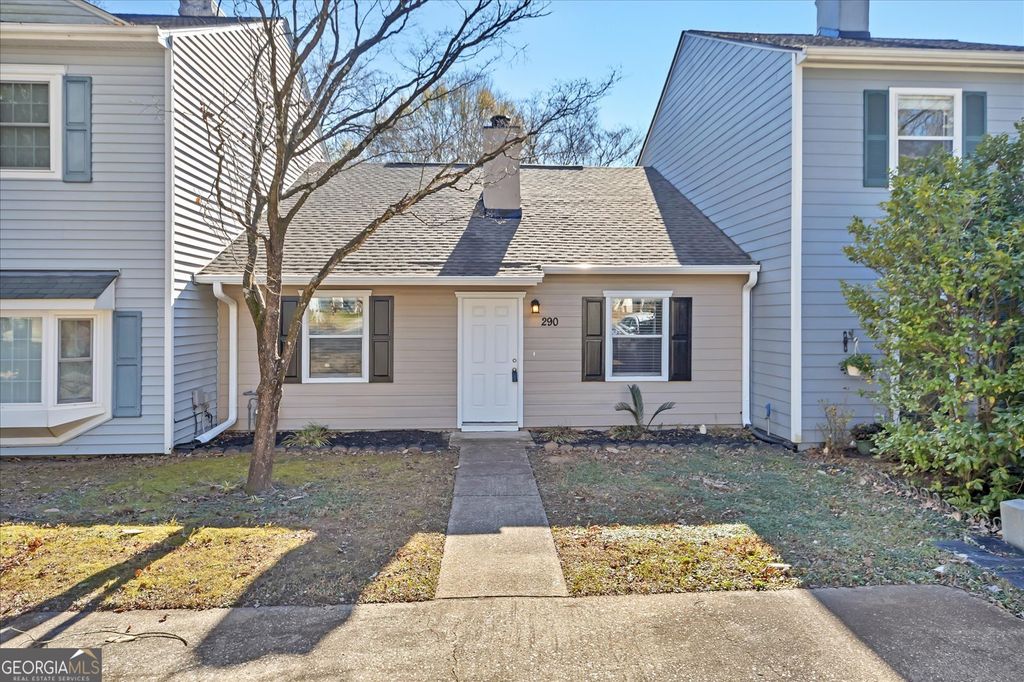 Photo of 290 Westland Way SW, Marietta, GA 30064 (MLS # 10662285)