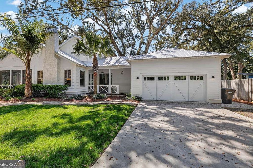 Photo of 1925 Frederica Road, St. Simons, GA 31522 (MLS # 10798670)