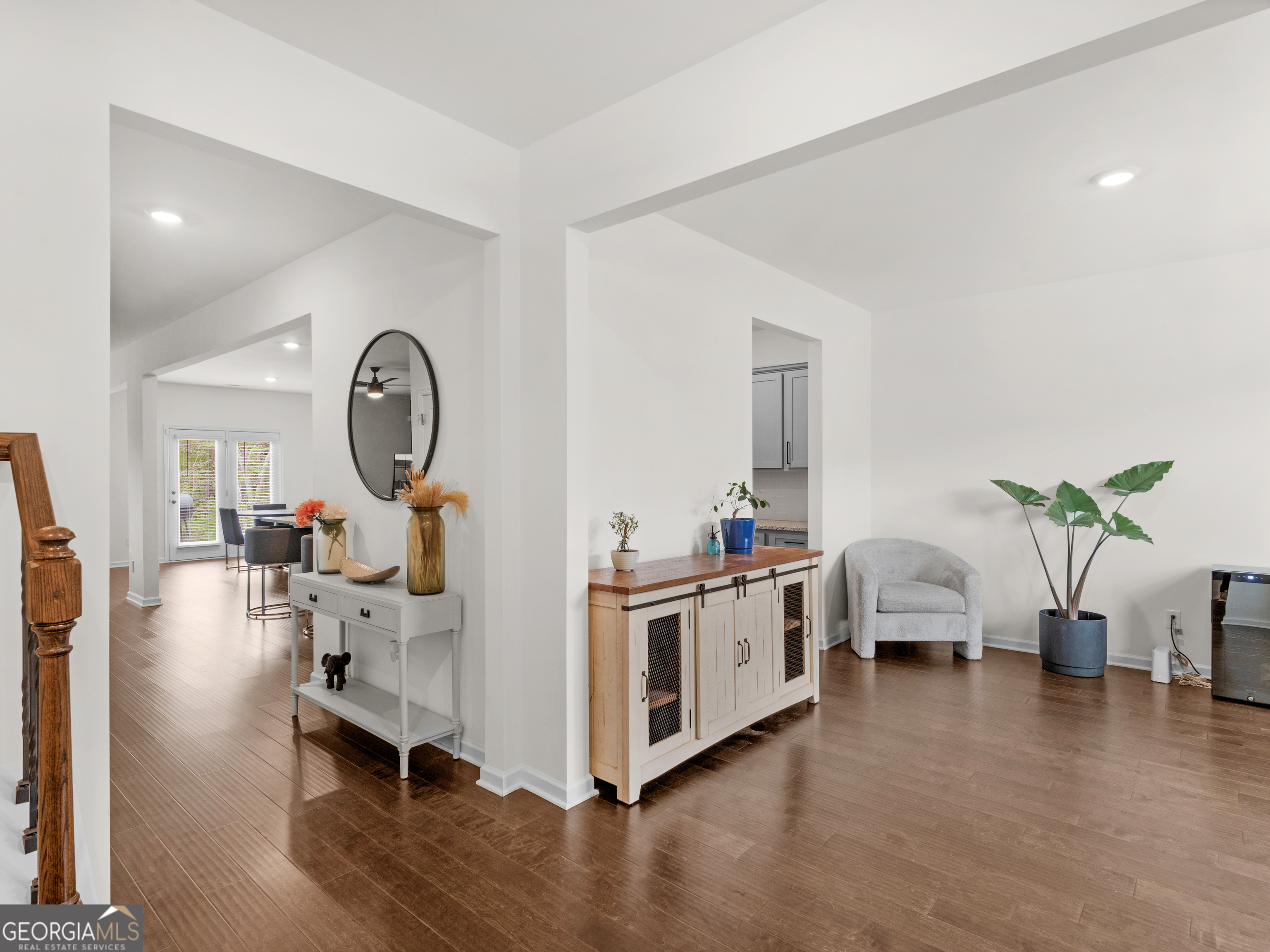 368 Noblewood DR