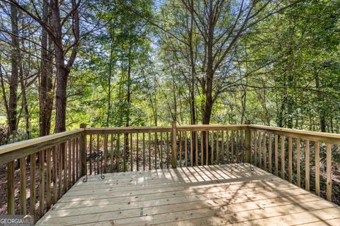 A home in Powder Springs