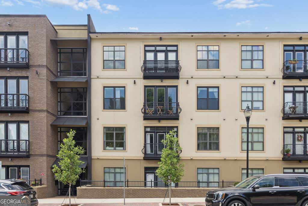 Photo of 5300 Peachtree Road #2605, Atlanta, GA 30341 (MLS # 10778082)