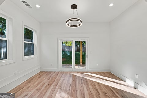 Photo of 1010 Ashby Grove SW, Atlanta, GA 30314 (MLS # 10879813)
