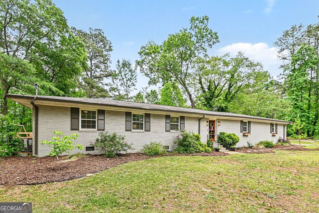 Photo of 1581 Lost Mountain Road, Powder Springs, GA 30127 (MLS # 10761282)