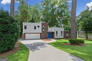 2223 Meadowvale Drive NE