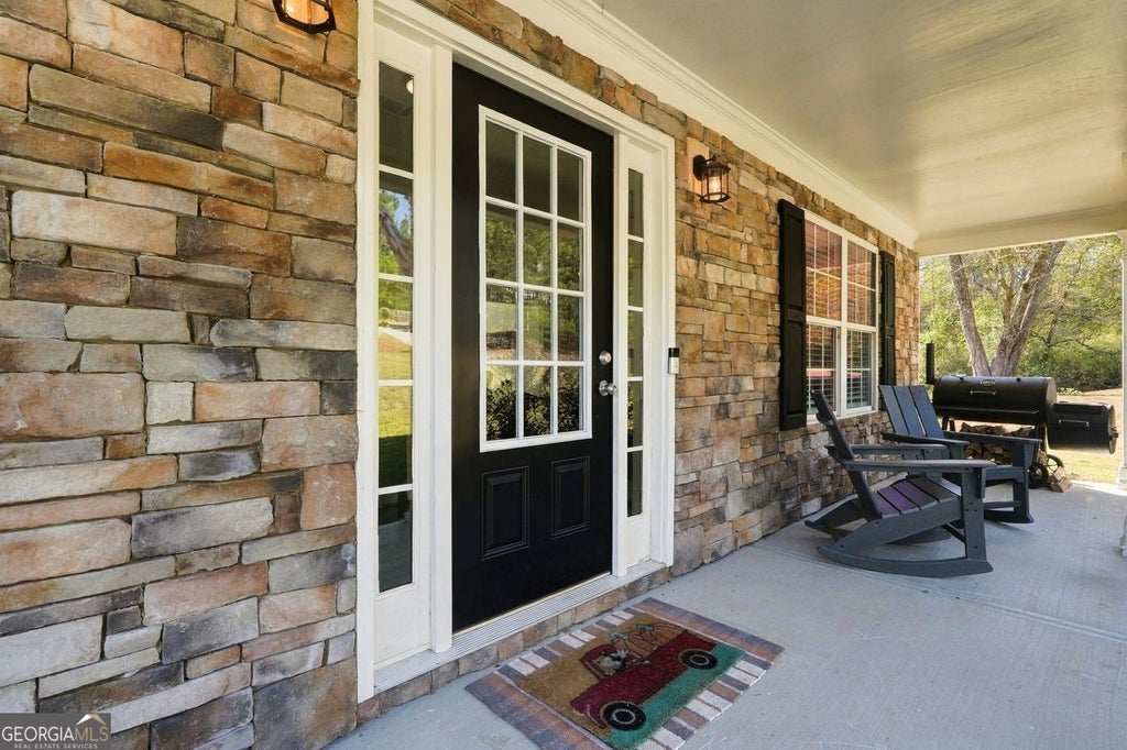 Photo of 5434 Stepstone Way, Gainesville, GA 30506 (MLS # 10879592)