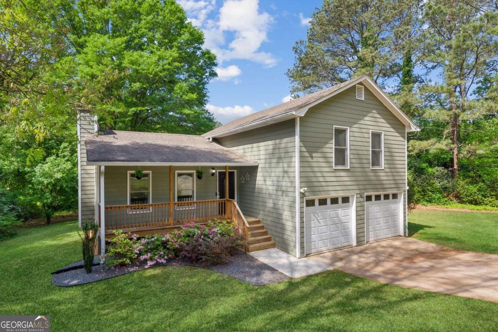 Photo of 355 Cross Creek Place, Auburn, GA 30011 (MLS # 10674374)