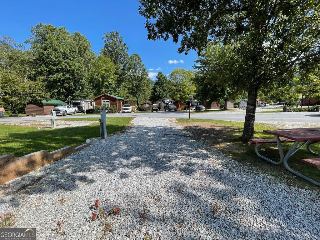 Photo of 77 Fleetwood Drive, Dillard, GA 30537 (MLS # 10742792)