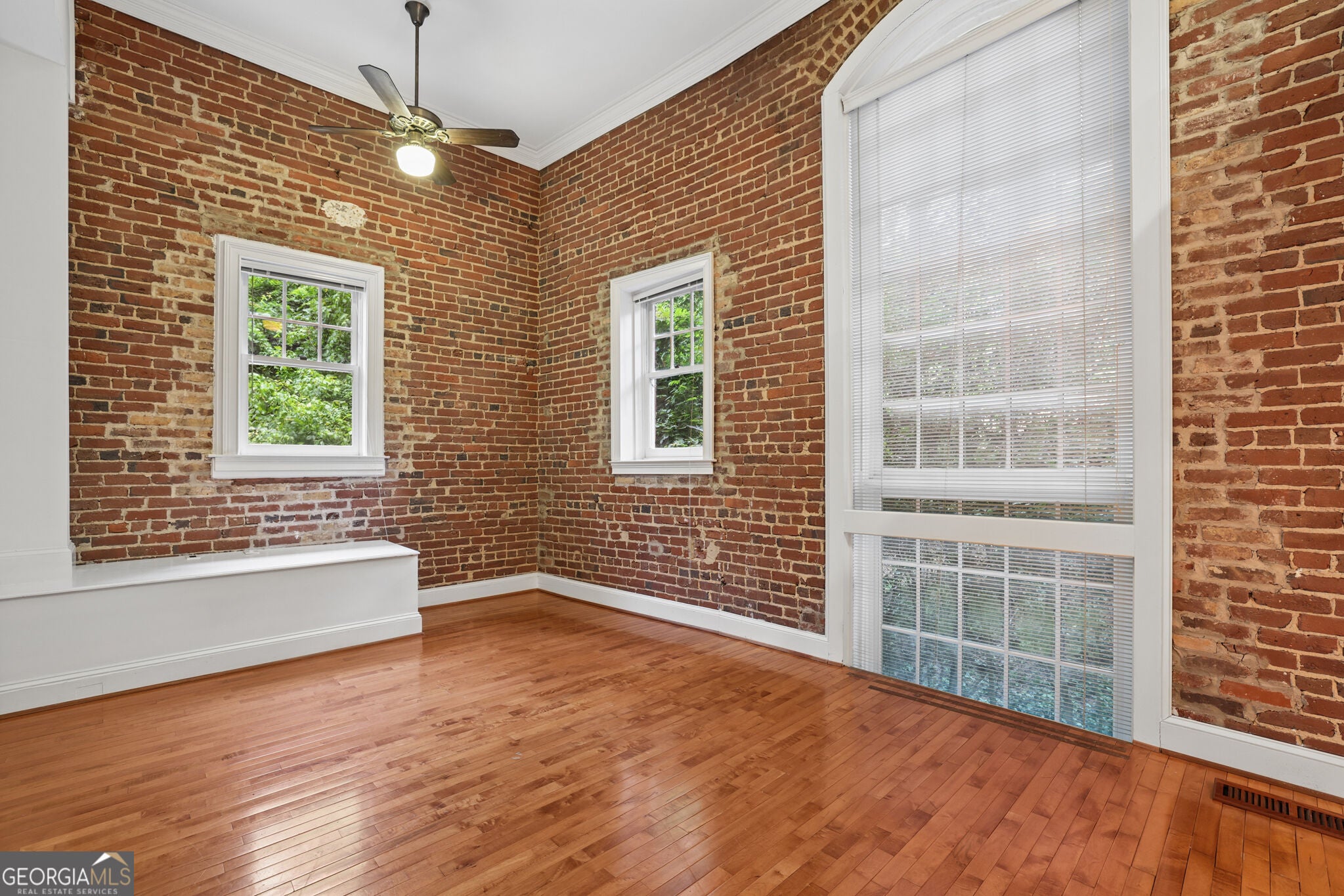 2840 Peachtree RD NE # 108