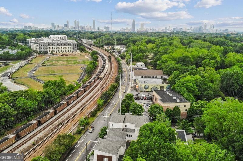 Atlanta, Georgia 30307, United States, 3 Bedrooms Bedrooms, ,4 BathroomsBathrooms,Residential,Active,169520