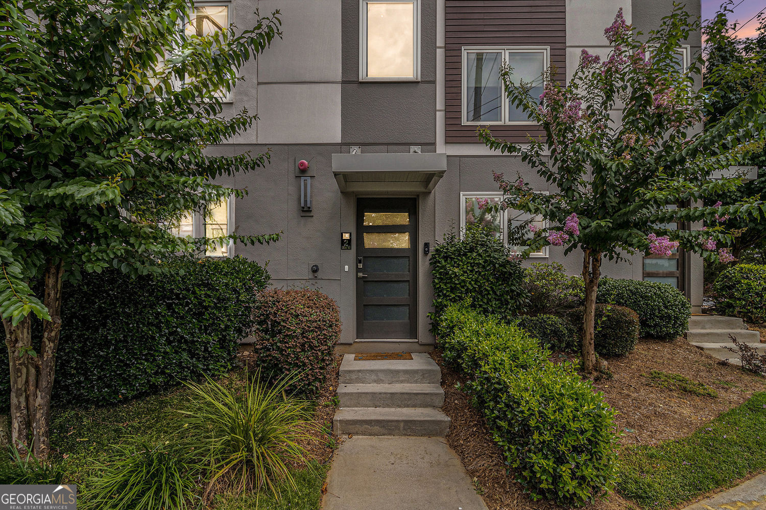 Atlanta, Georgia 30307, United States, 3 Bedrooms Bedrooms, ,4 BathroomsBathrooms,Residential,Active,169520