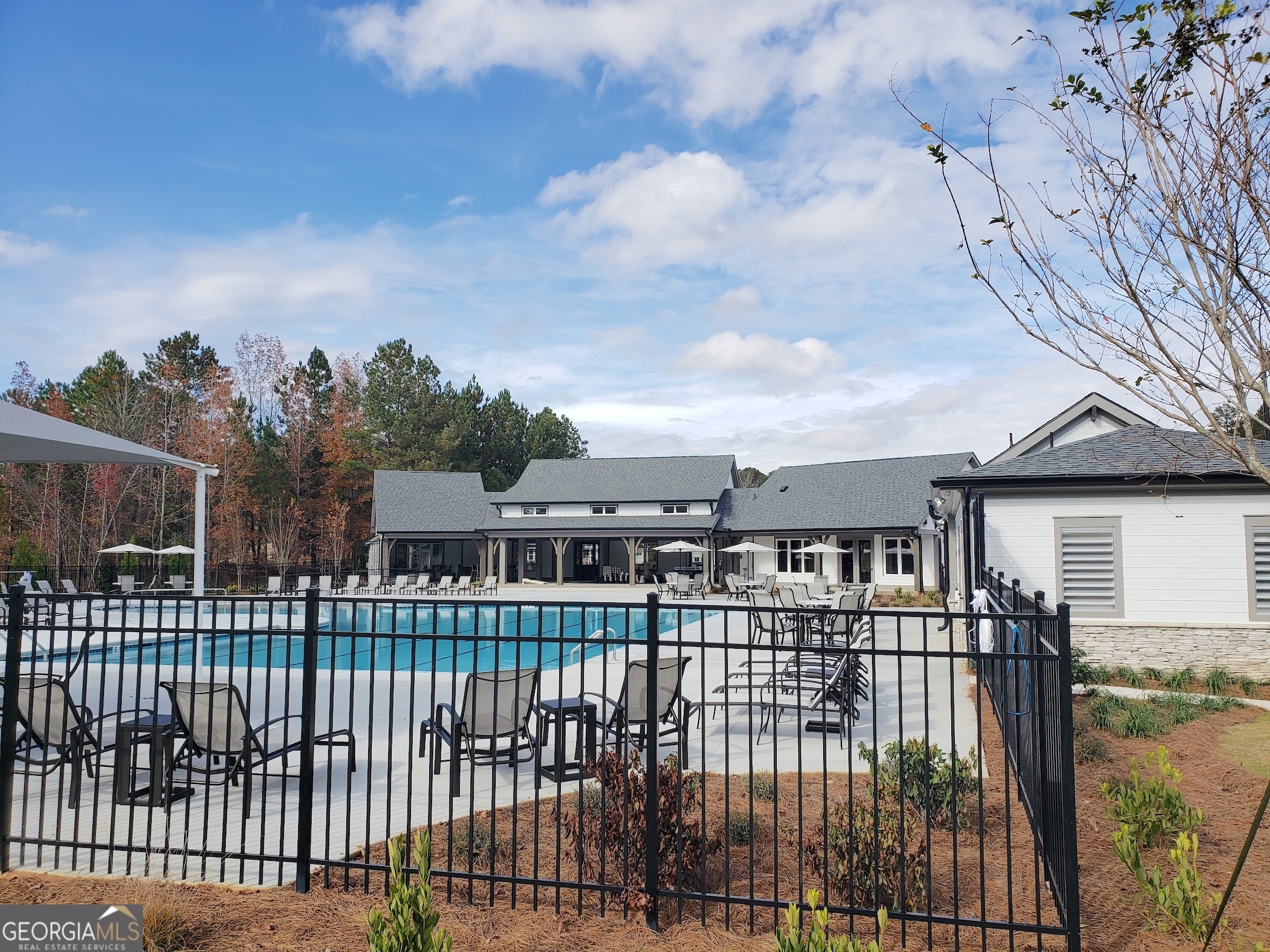 Twin Lakes - Residential