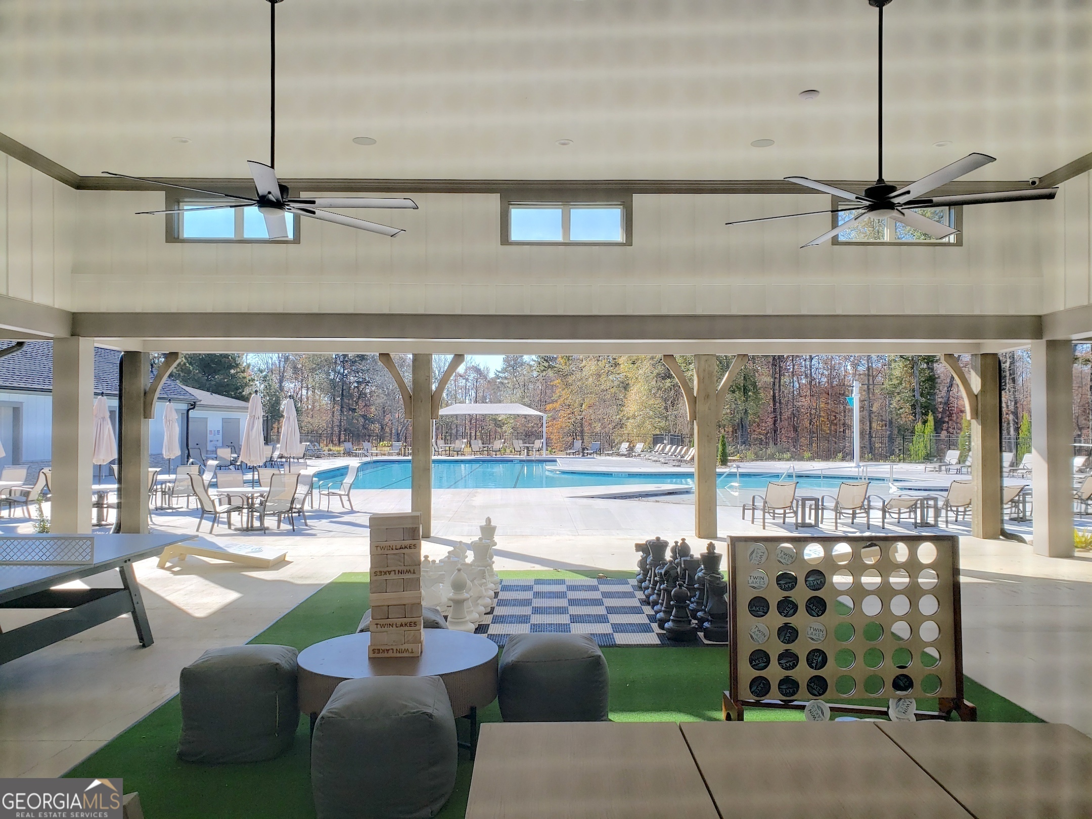 Twin Lakes - Residential